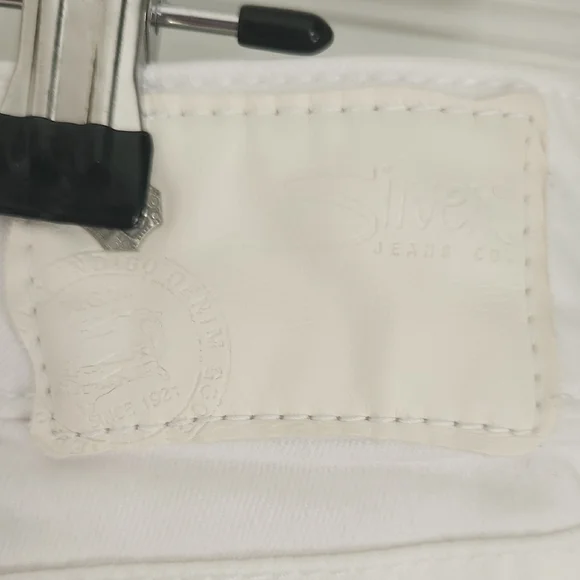 Silver Jeans White Suki Slim Jeans - Picture 6 of 9